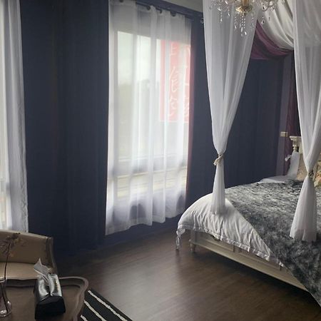 Light Luxury Apartment Apartment Taitung Экстерьер фото