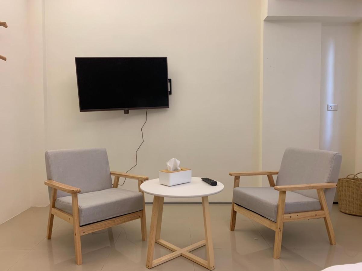 Light Luxury Apartment Apartment Taitung Экстерьер фото